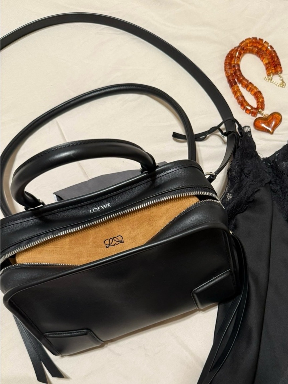 LOEWE AMAZONA 180 SMALL BLACK LEATHER - Picture 11 of 15